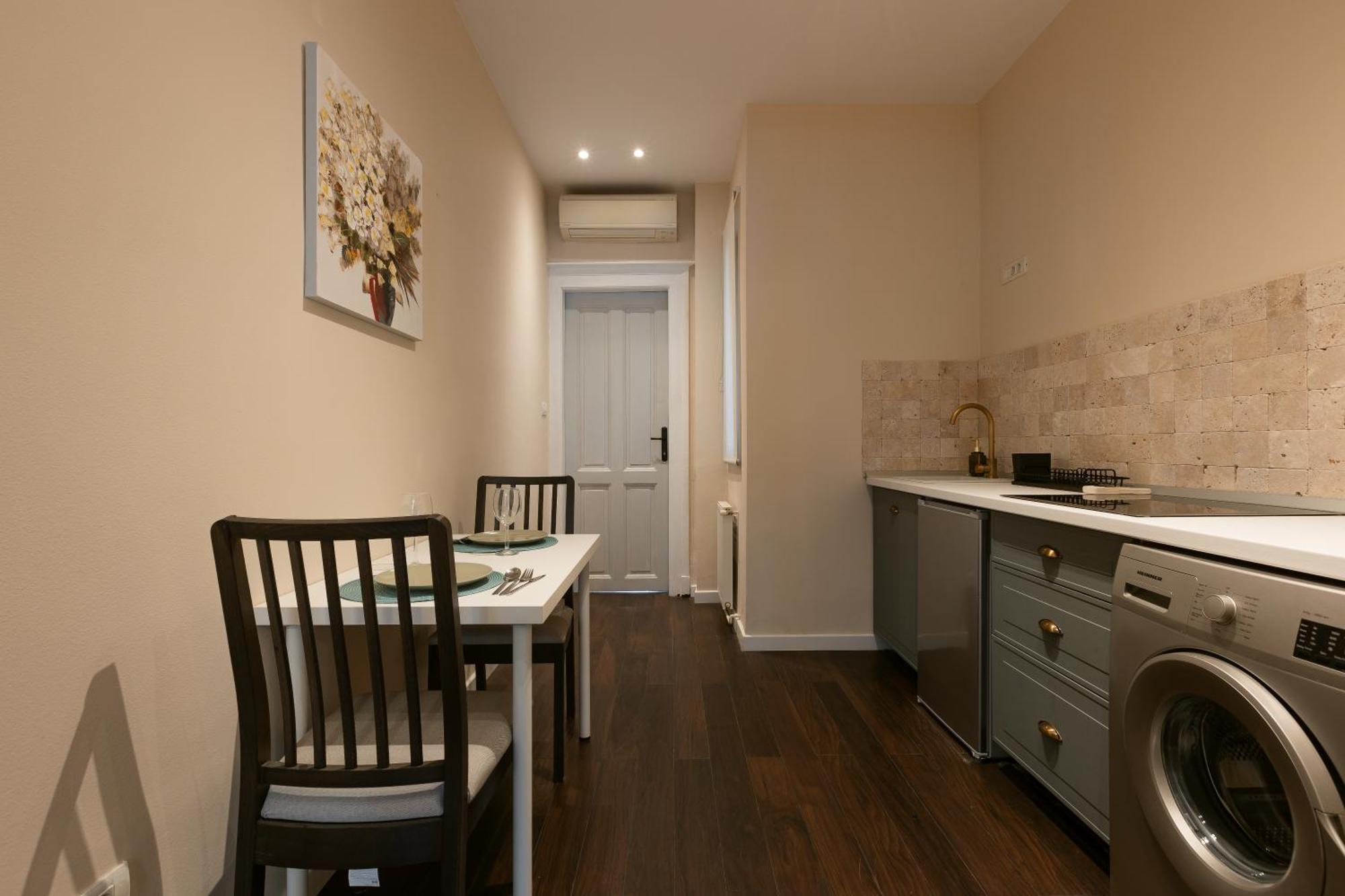 Central Charm - 2Br Apartment Temešvár Exteriér fotografie